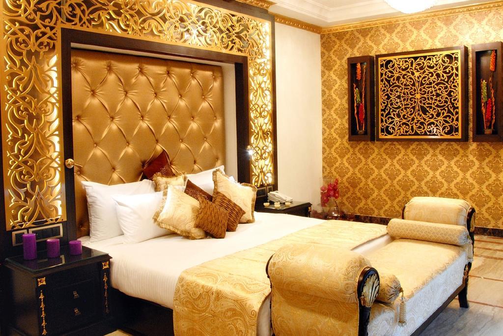 Hotel New Walnut Castle Paharganj Esterno foto